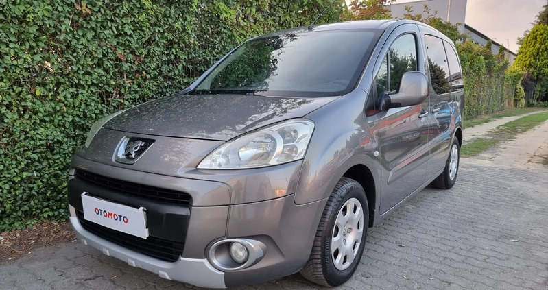 Peugeot Partner cena 17900 przebieg: 343000, rok produkcji 2012 z Warszawa małe 407